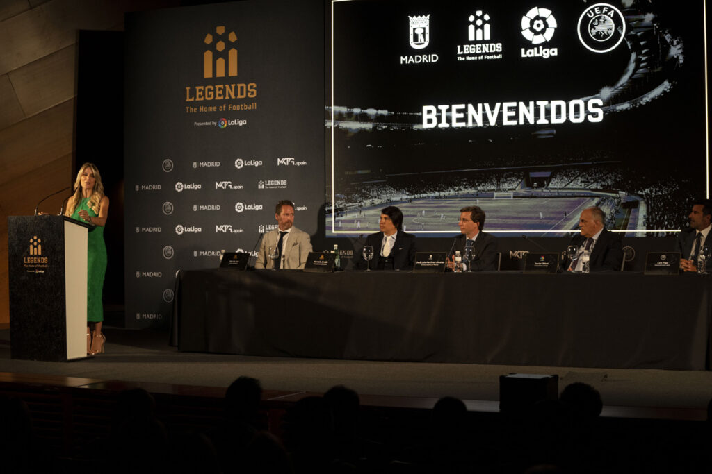 Legends, LaLiga, y el Ayuntamiento de Madrid presentaron-LEGENDS The Home of Football